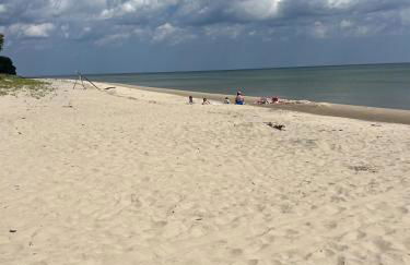 Forest cabin near Kohler Andrae with hot tub - Foto 61