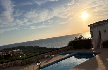 Vistas al mar en primera linea - Photo 6