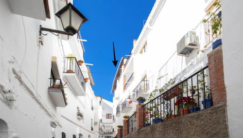 Casa Marlo, Spacious House in the Lively Centre of Cómpeta - Foto 2