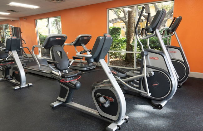 Townhome Jacuzzi Grill 10 min Disney - Foto 28