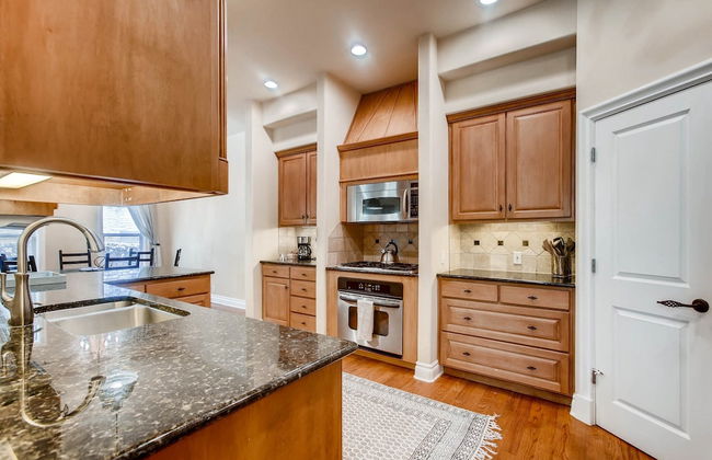 Luxury 4 Bedroom Home in Central Austin - Foto 13