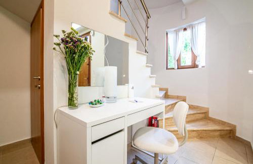 Eleni Luxury Maisonette with Jacuzzi - Foto 13