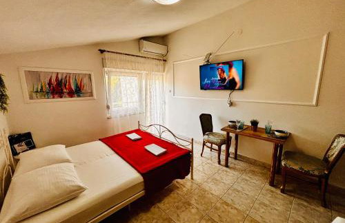 Apartmani Mirjana - Photo 42