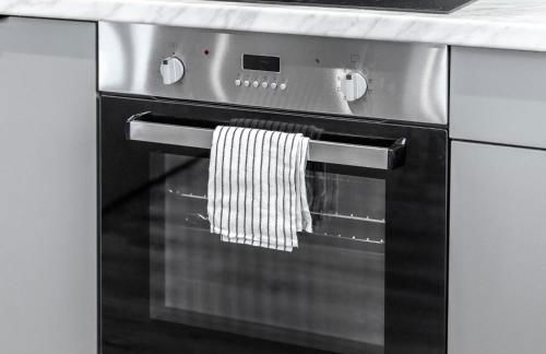 Modern Two Bed Apartment - Balcony & Parking - Netflix 8MC - Foto 23