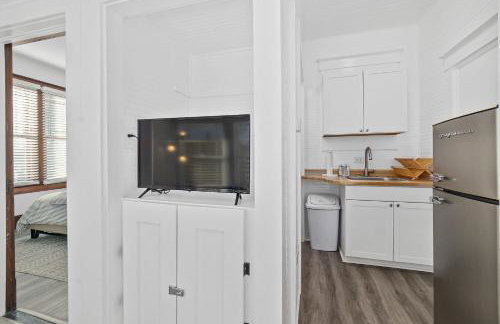 Old Mission Guest Suite - Charming Apartment, 15 Min Walk to Downtown! - Foto 8