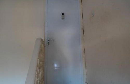 Stylish Luxury 2-Bed Newly Renovated flat - Foto 31