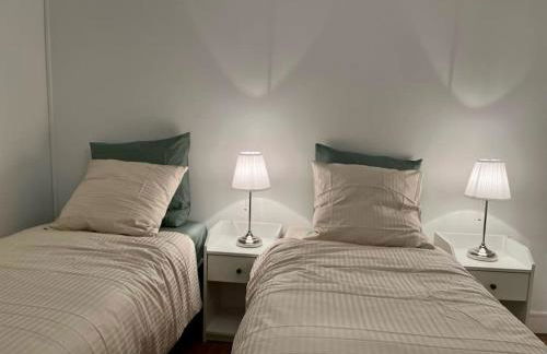 2P calme - climatisation - 70m du métro M4 Barbara - 4 pers maximum - Foto 17