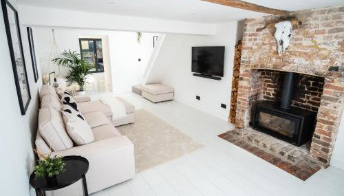 Modern cottage! 5 mins from central line! - Foto 2