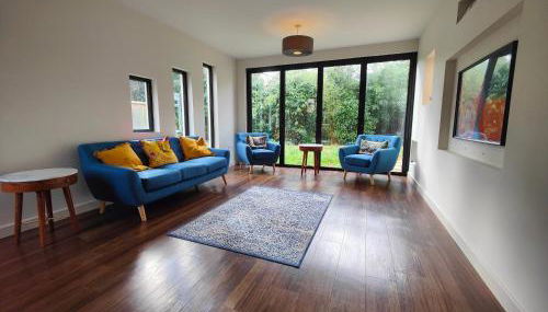 Chandlers Ford Home - Foto 1