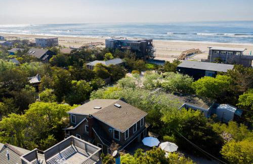 Seaside Escape on Huron - Photo 4