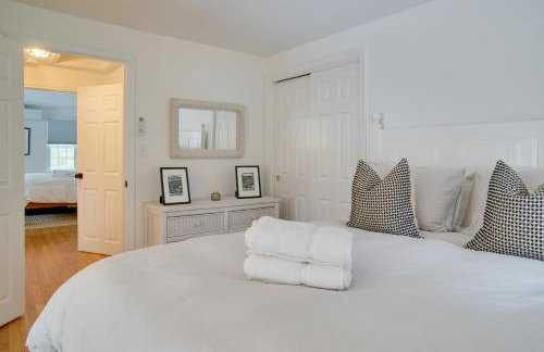 1 Mi to Sand! Mid-Cape Chatham with Furnished Deck - Foto 21