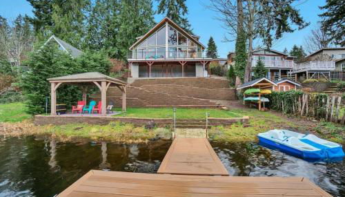 Lakefront Escape with Fire Pit and Views - Foto 2