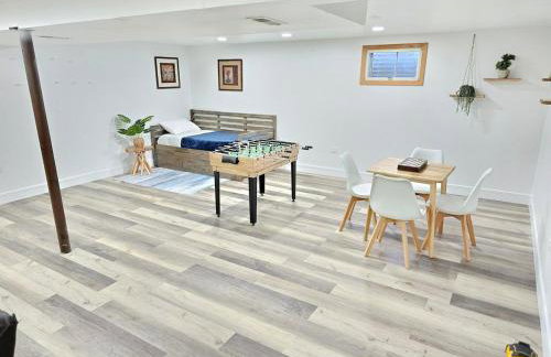 Modern 4BR Near Six Flags & Naval Base - Foto 26