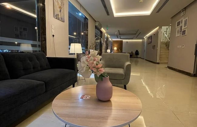 Saraya Qordoba - Photo 2