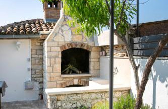 Adorable Holiday Home With Pool and Terrace - Foto 19