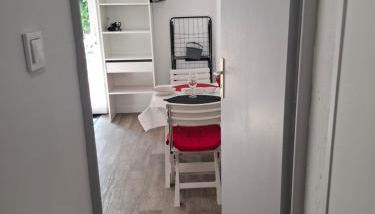 Charmant studio RDC avec terrasse, parking & cuisine équipée - Foto 4