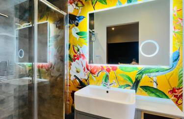 WESTREACH Filey - a 4 Bedroom, all en-suite sleep 8 Townhouse - Photo 17