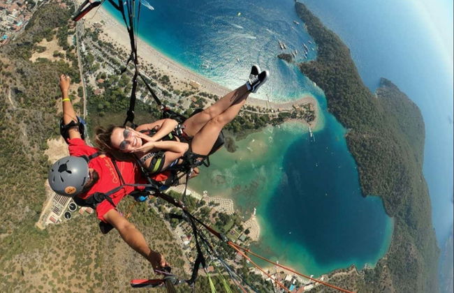 Paragliding in Ölüdeniz - Photo 7
