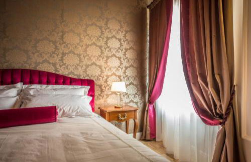 Lady Capulet Apartments - Photo 46