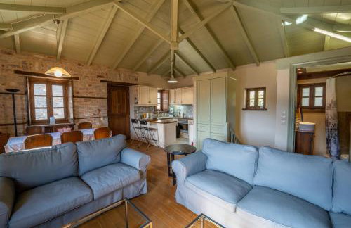 Villa Korfes-Πέτρινη Τριώροφη Βίλα-Άνεση & Ιδιωτικότητα - Foto 8