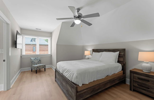 Making Waves by Avantstay Sleeps 20 + Pool - Foto 39