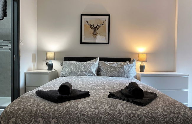 StayCrewe Apartments - Photo 5