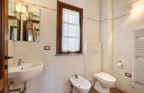 La Bettola Tavern Rooms Restaurant - Foto 37