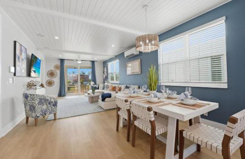 New Listing Discounts! Canal Home-Heated Pool, Game Room, Tesla Charger, & More - Foto 10