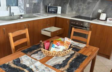 Theo House - Foto 18