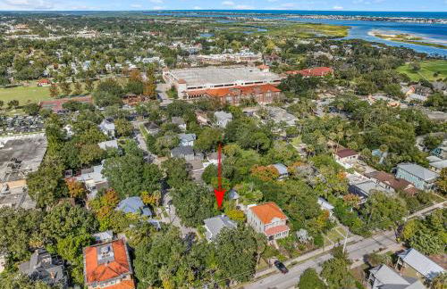 Historic Comfort l Walk to DNTN l Fire Pit - Foto 49