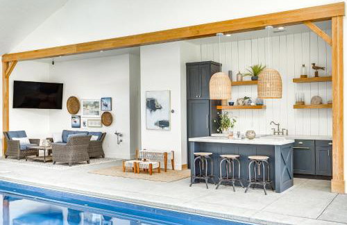 Private Pool and Hot Tub Luxe Unit Near UTA Train! - Foto 20