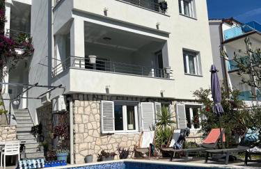 Villa Dani Sea & Pool Apartments - Foto 1