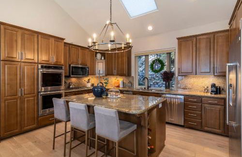 Fabulous Views Of Lake Tahoe - Photo 11