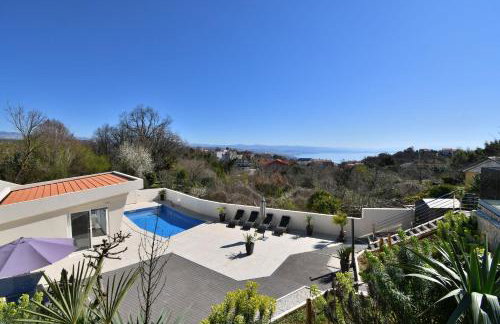 Apartments Lux with pool - Foto 19