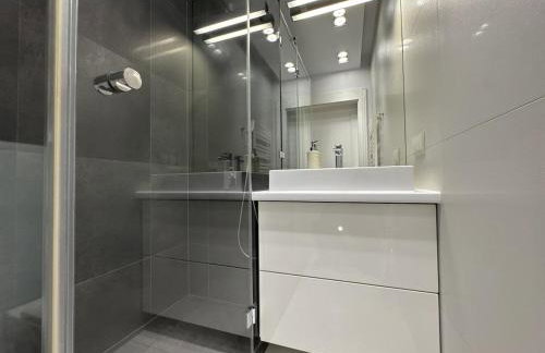 Free Garage Parking & AC, Luxury Apt - Old Town & Kazimierz - Foto 37