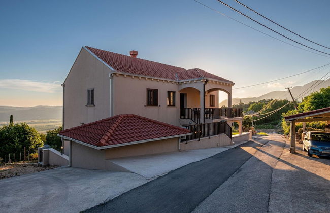 Spacious Apartment, Private Terrace in the Countryside, Wi-fi and Parking - Foto 1