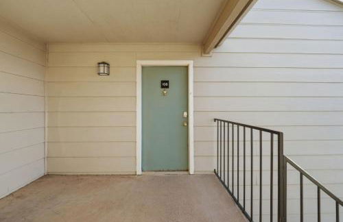 District West Apartments Simple Modern Home - Foto 1