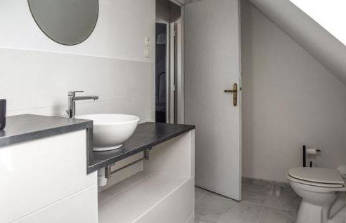 Amazing Home In Pleubian - Foto 22