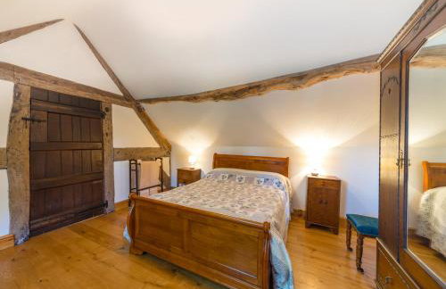 Stone House - Photo 11