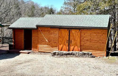 Table Rock Lake Cabin - The Cedars #1 with Lake Access Hot Tub Outdoor Pool - Foto 6