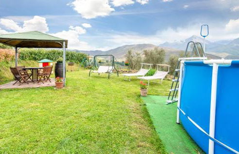 Awesome Home In Frazione Antognano - Foto 14
