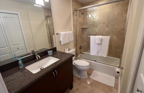 FULL TIME LIC Mgr - LUXURIOUS 3 BED 3 BATH OCEANFRONT SUITE - UPSCALE OCEANFRONT RESORT - INDOOR PICKLEBALL - SPEAKEASY! - Foto 28
