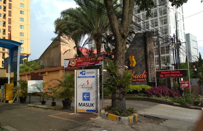 Spacious Studio Room at Grand Setiabudi Apartment - Photo 47