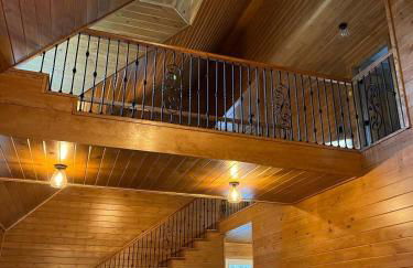 New home - walk to the lake! - Foto 2