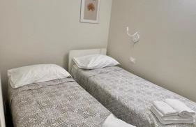 College Suites - Photo 11