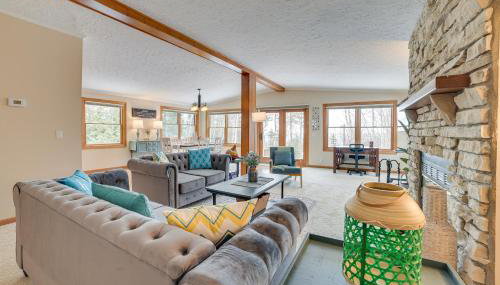 Cheboygan Getaway with Fire Pit and Lake Access! - Foto 5