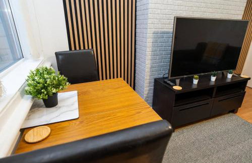 Comfy 4 Bed House near Notts City Centre - FREE Parking - Foto 45