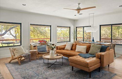 Lake View Modern Farmhouse Hot Tub 2 Suites - Foto 3