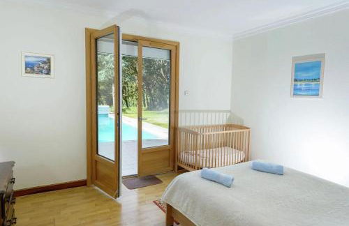 Villa spacieuse à Concarneau avec piscine privée - Photo 8