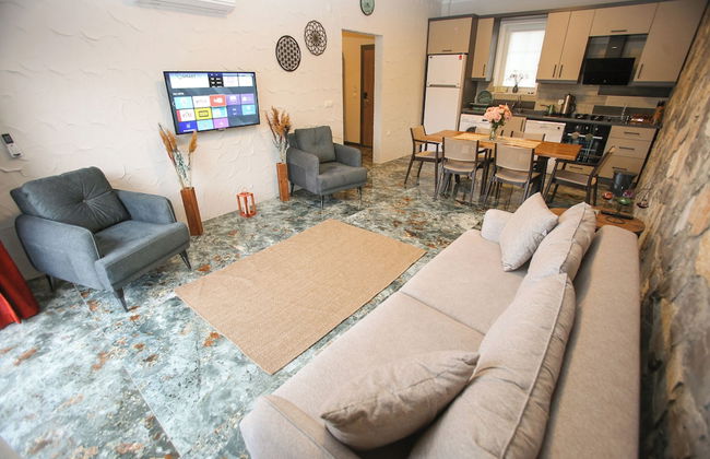 Vega Villalari - Foto 21